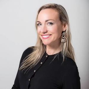 Meet your Posher, Lauren